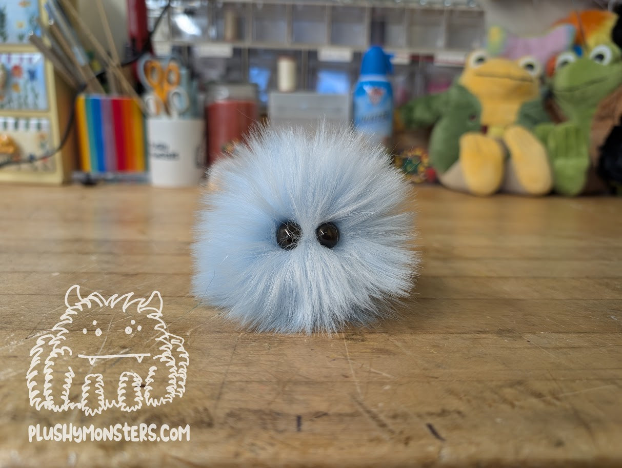 Short-Pile Bluebell Tiny Boi!