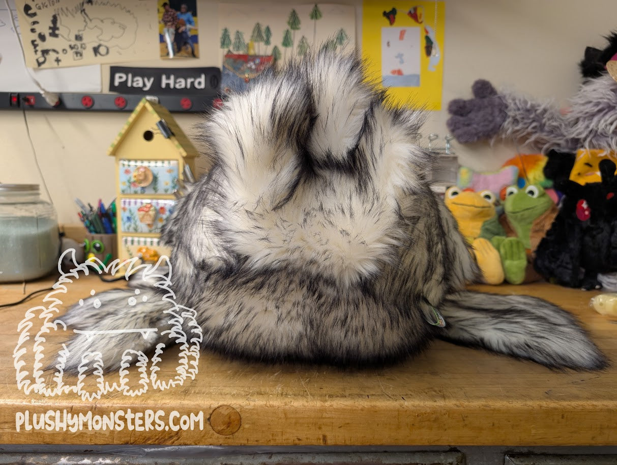 Jeanie the Chicken Spider in Disguise! - Weighted Middlin'