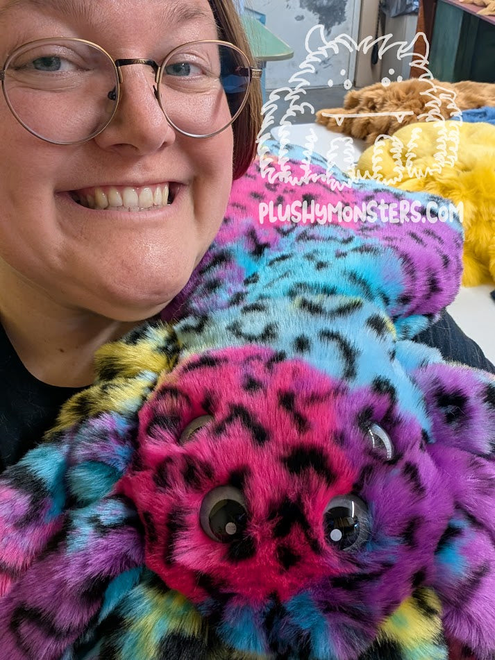 Rainbow Leopard with Metallic Pewter Eyes! - Weighted Pancake Spider