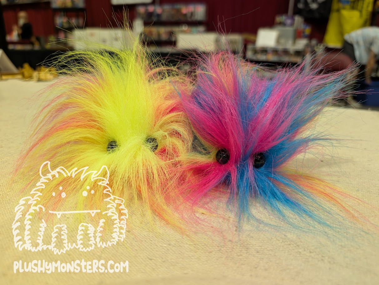 Rainbow Frizzle Tiny Boi!