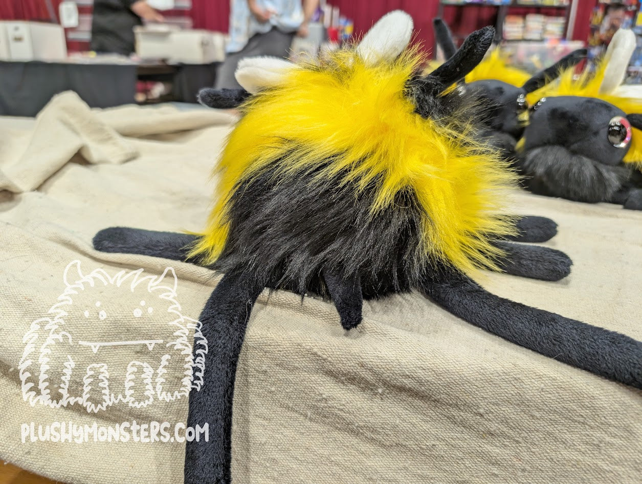 Big Hobo Bumble! With Glittery Green Eyes! - Big Hobo Tick in Disguise