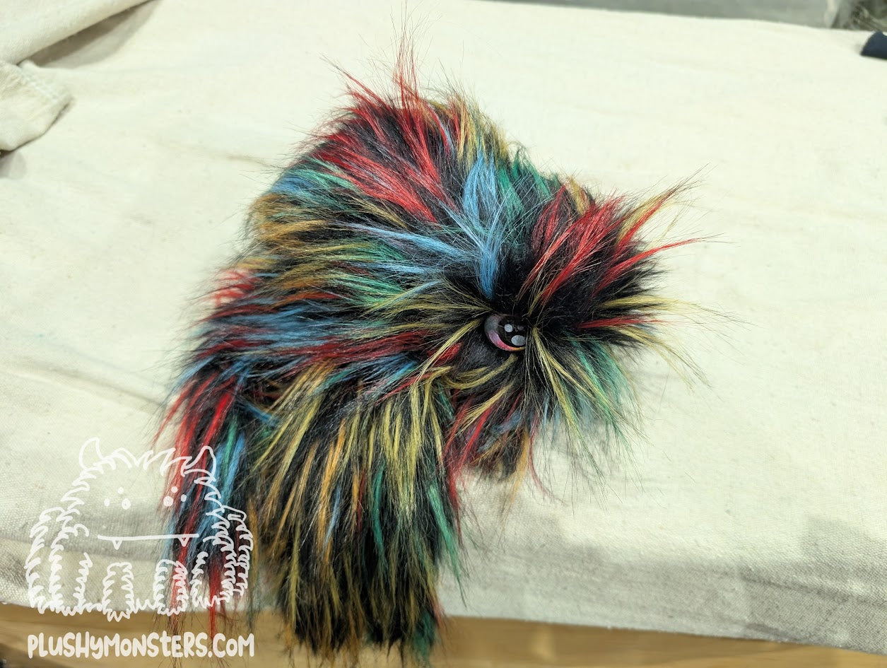 Fireworks Gobi with Glittery Rainbow Eyes! - Big Hobo Tick