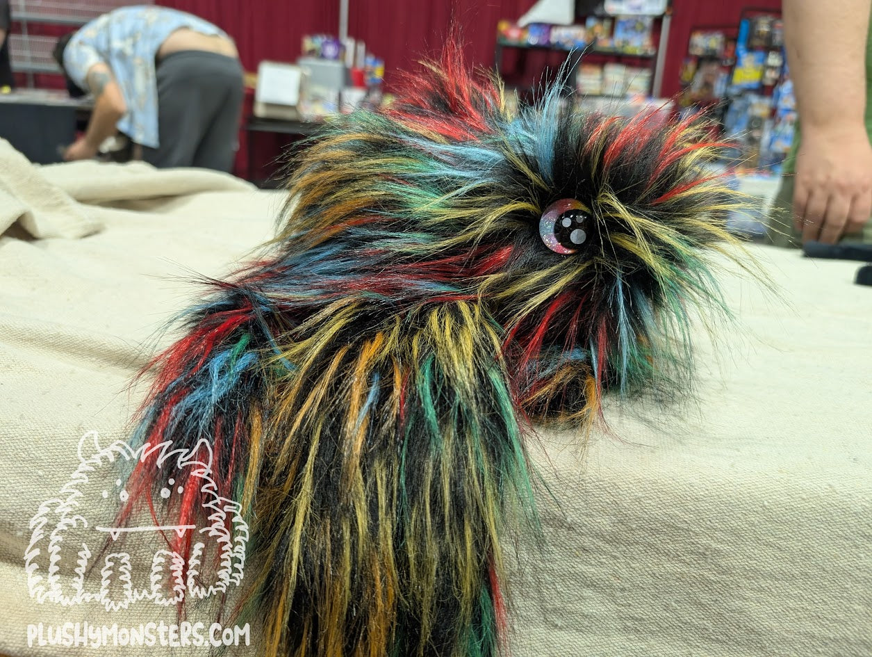 Fireworks Gobi with Glittery Rainbow Eyes! - Big Hobo Tick