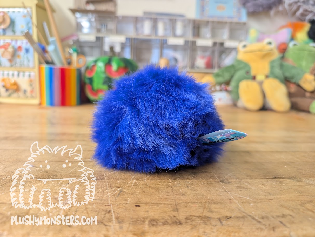 Royal Pill Bug! - Weighted Pill Bug