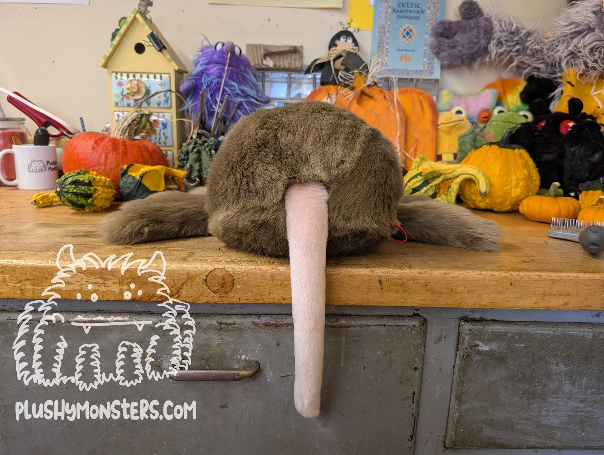 Crumpet! - Mouse Spider in Disguise - Weighted Lil' Guy