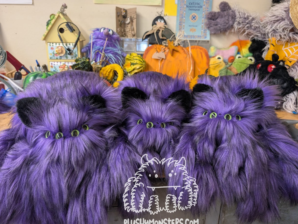 Lil' Kitty! - Spider in Disguise! - Weighted Lil' Guy