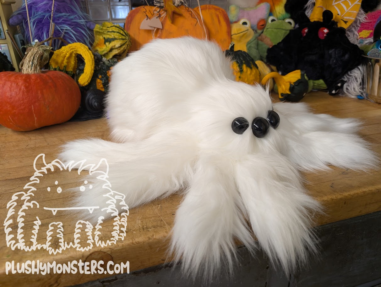 Zero! Ghost Spider in Disguise - Weighted Lil' Guy