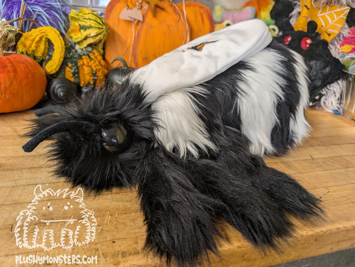 Patchy Buzzy! The Actual Bee! - Weighted Bumblebee Plushy