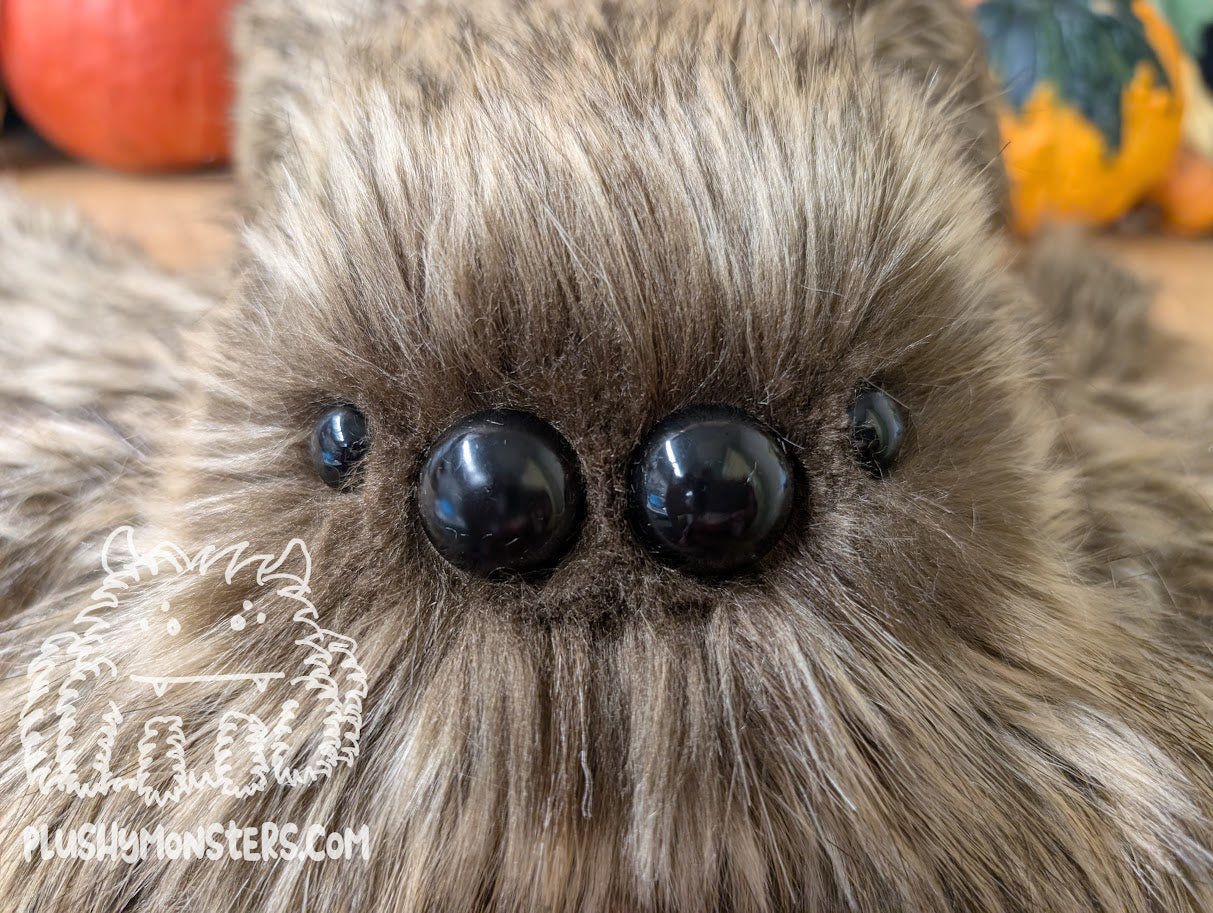 Lil' Gallagher with Oversized Eyes! - Weighted Lil' Guy