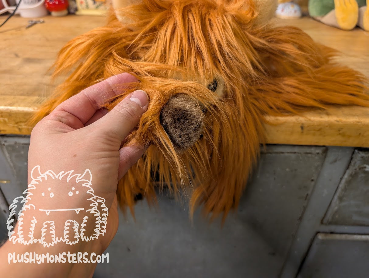 Lil' Hazy for Sara! Highland Cow Spider in Disguise - Weighted Lil' Guy