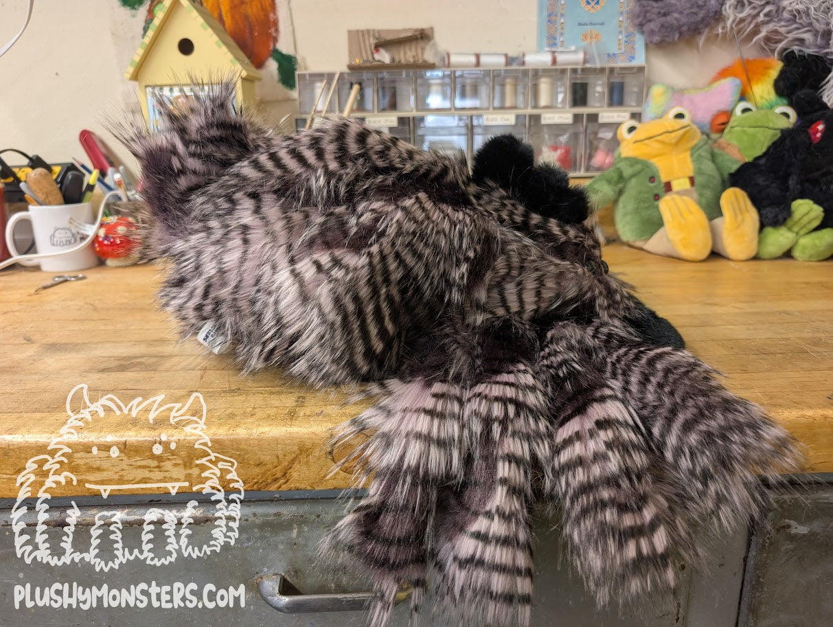 Lil' Ayam! - Chicken Spider in Disguise- Weighted Lil' Guy