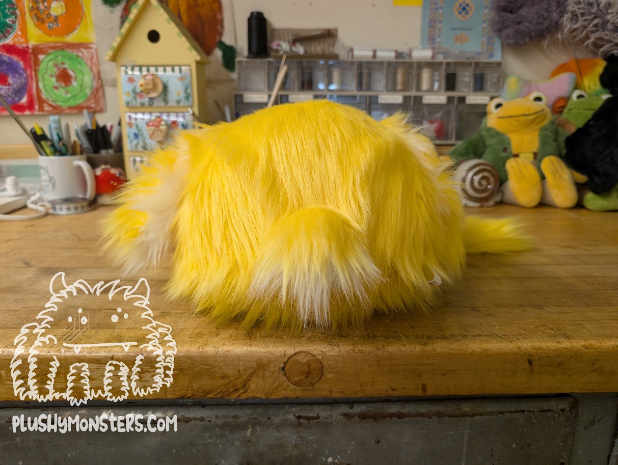 Lil' Shaggy Yeller Ducky! Duck Spider in Disguise! - Weighted Lil' Guy