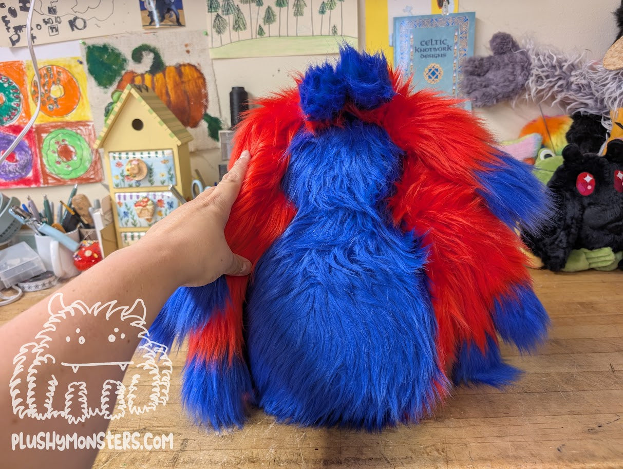 Lil' White-Eyed Spidey Spidey! - Weighted Lil' Guy