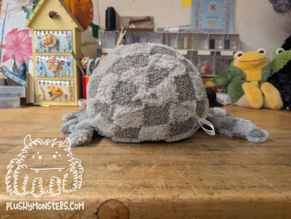 Lil' Earnest Checkaboad! With Oversized Eyes! - Weighted Lil' Guy