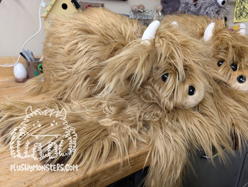 Delilah, Highland Cow Spider in Disguise - Weighted Middlin'