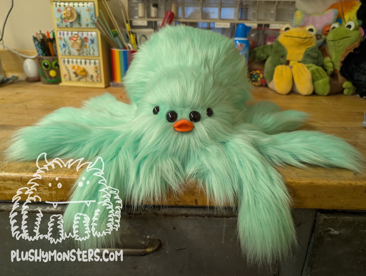 Lil' Minty Ducky, Spider in Disguise! - Weighted Lil' Guy
