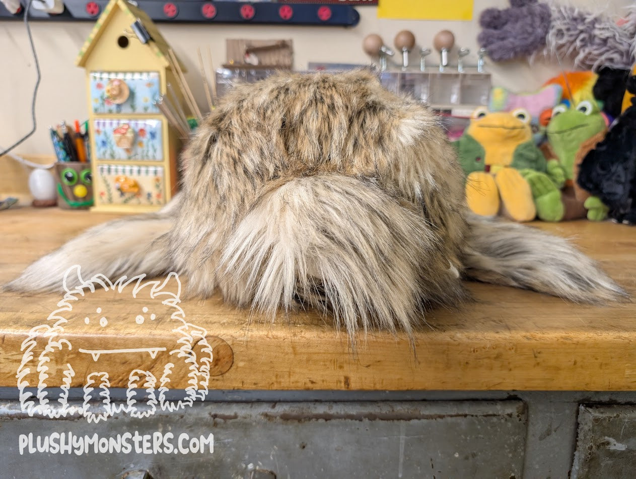 Lil' Floyd the Rabbit, Spider in Disguise! - Weighted Lil' Guy