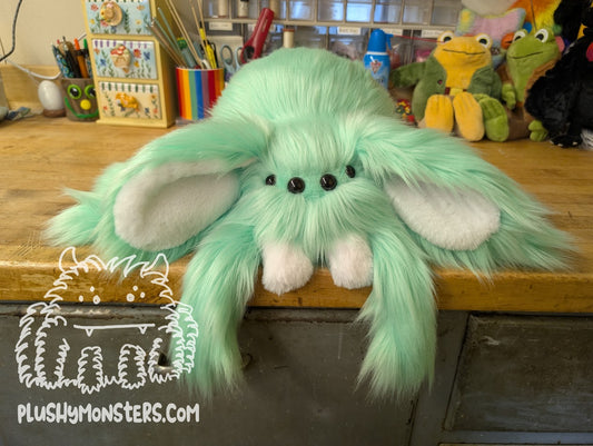 Lil' Minty Bunny, Spider in Disguise! - Weighted Lil' Guy