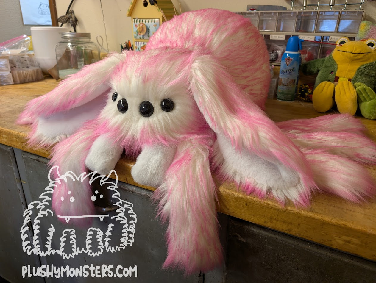 Bubble Bunny, Spider in Disguise - Weighted Middlin'