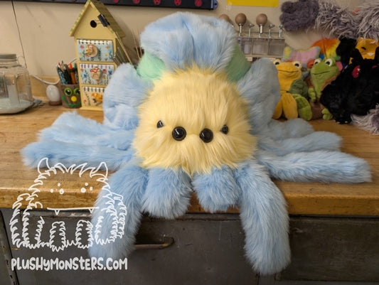 Bluebonnet, Flower Spider in Disguise! - Weighted Middlin'