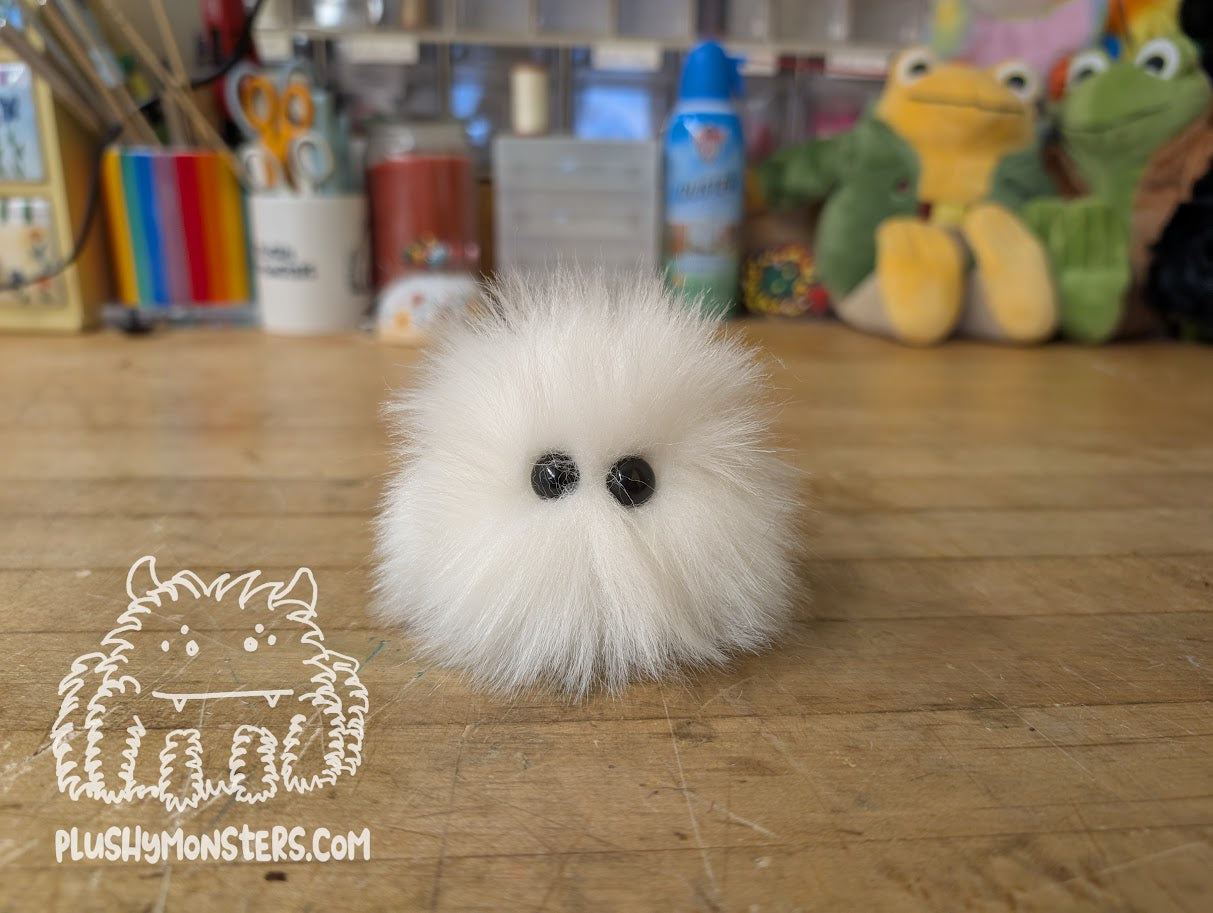 Short-Pile White Tiny Boi!