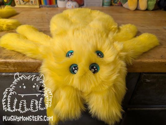 Golden Yellow with Emerald Glitter Eyes! - Weighted Pancake Spider