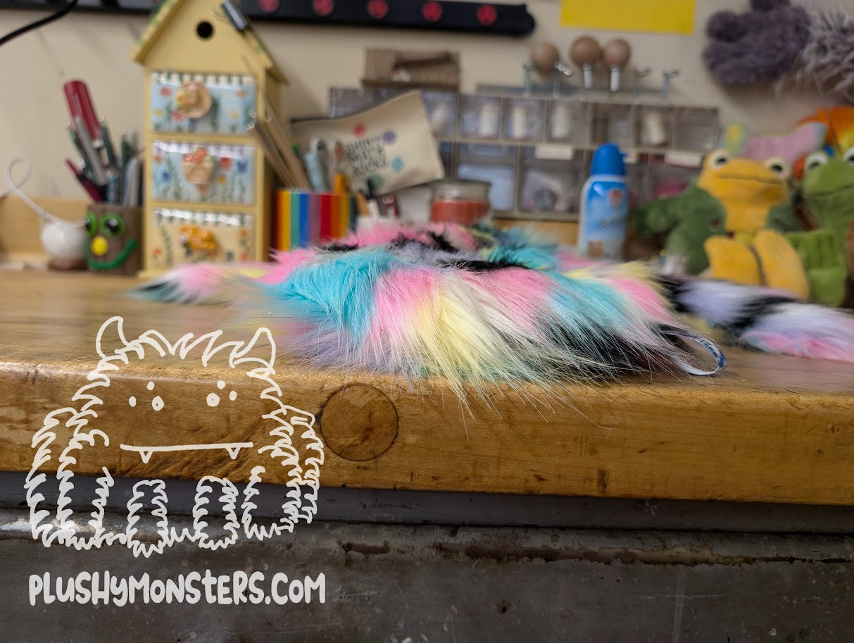Mochi Moo with Iridescent Silver and Pink Kawaii Eyes! - Weighted Pancake Spider
