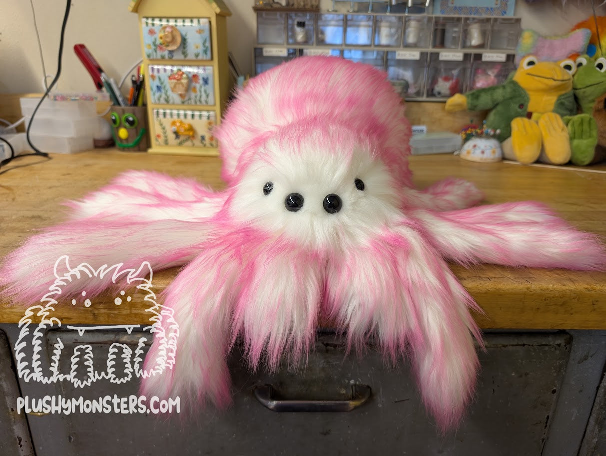 Lil' Bubblegum! - Weighted Lil' Guy
