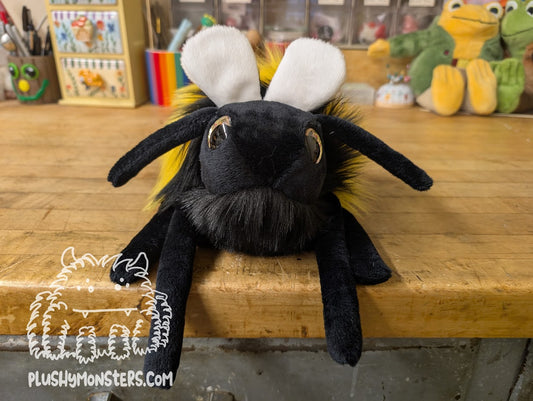 Big Hobo Bumble! With Gold and Pink Glittery Eyes! - Big Hobo Tick in Disguise
