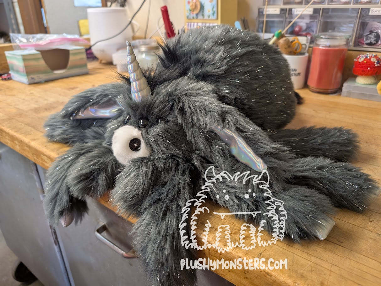 Lil' Lefty! - Donkeycorn Spider in Disguise - Weighted Lil' Guy