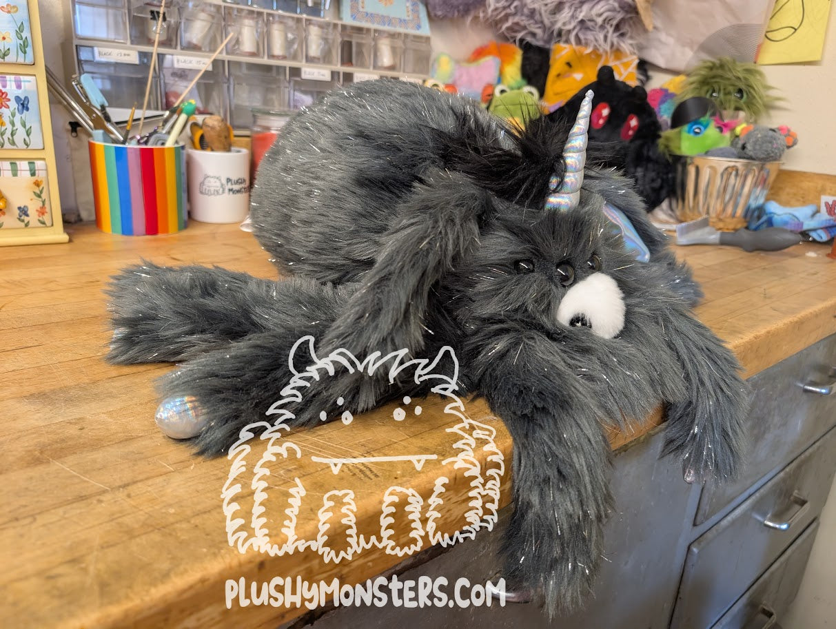 Lil' Lefty! - Donkeycorn Spider in Disguise - Weighted Lil' Guy