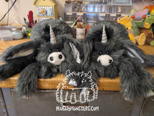 Lil' Lefty! - Donkeycorn Spider in Disguise - Weighted Lil' Guy