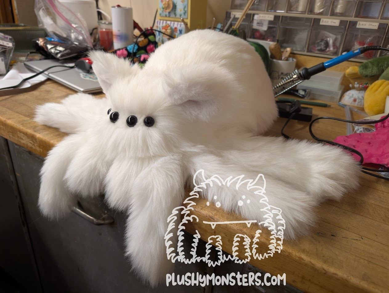 Erin's Lil' Arty! - Polar Bear Spider in Disguise- Weighted Lil' Guy