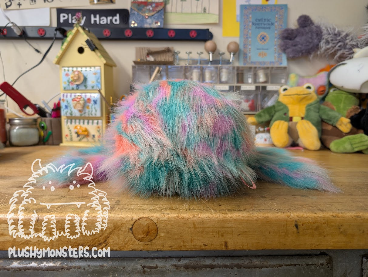 Lil' Shelly! - Weighted Lil' Guy