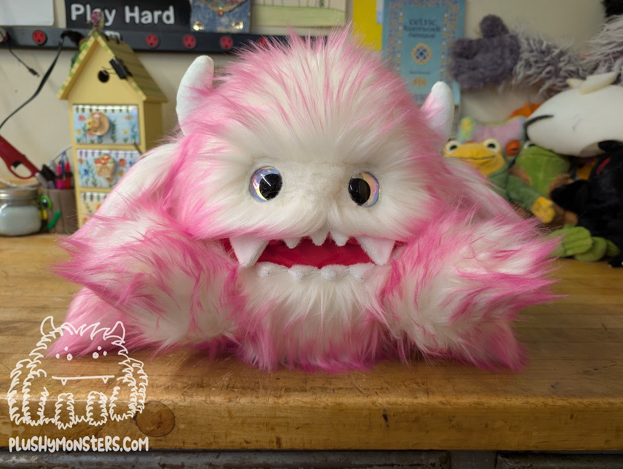 Flossy! - Weighted Tongue Monster