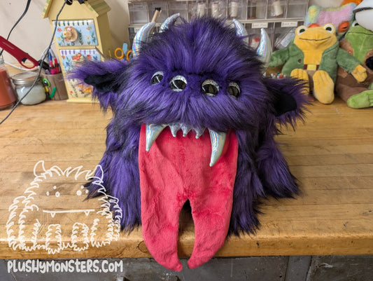 Sweetie! - Weighted Tongue Monster