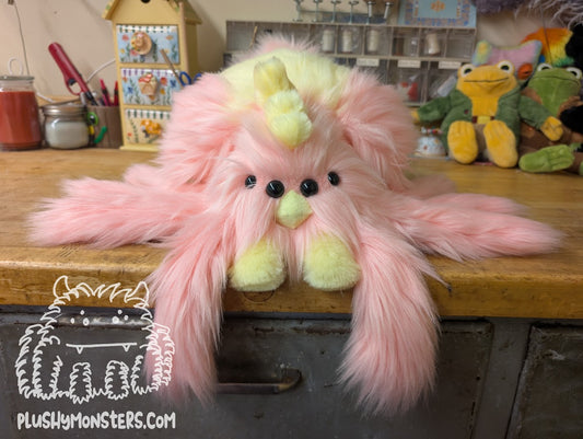 Lil' Avis the Chicken Spider in Disguise! - Weighted Lil' Guy