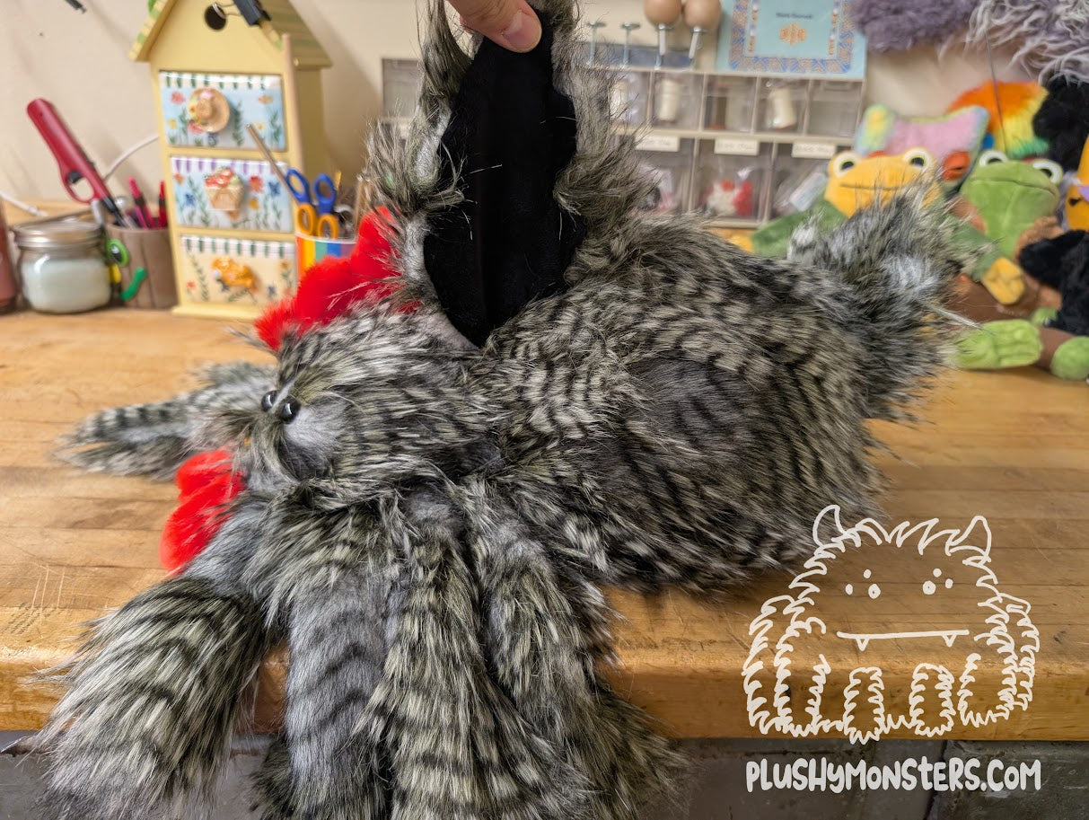 Lil' Eloise! - Chicken Spider in Disguise- Weighted Lil' Guy