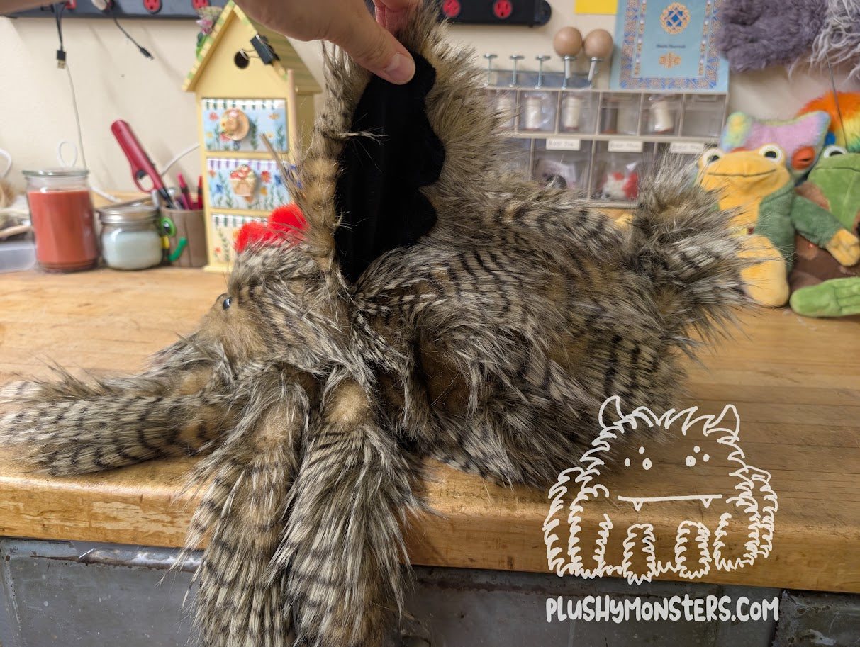 Lil' Henrietta! - Chicken Spider in Disguise- Weighted Lil' Guy