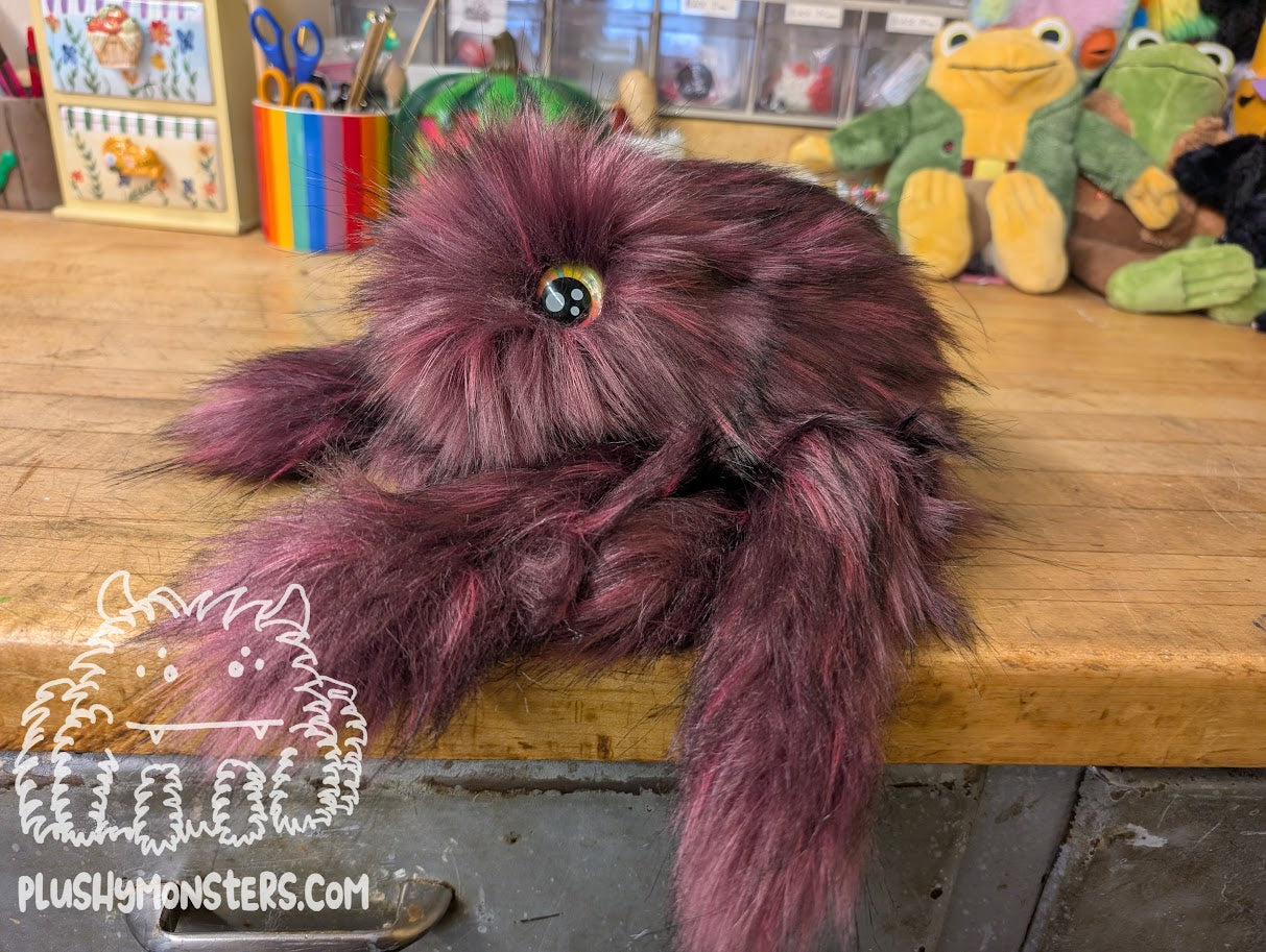 Razzleberry Gobi with Stripey Rainbow Eyes! - Big Hobo Tick
