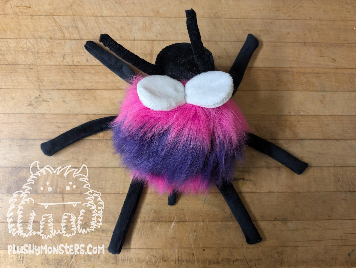 Big Shaggy Hobo Beeatrice! With Pink Kawaii Eyes! - Big Hobo Tick in Disguise
