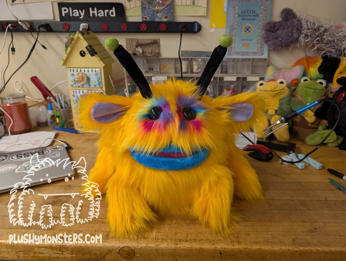 Laura's Eddie! - Weighted Tongue Monster