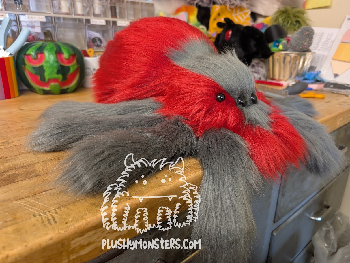 Lil' Scarlet Gray, Esq! - Weighted Lil' Guy