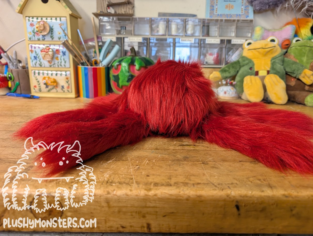 Scarlet Gobi with Giant Eyes! - Big Hobo Tick