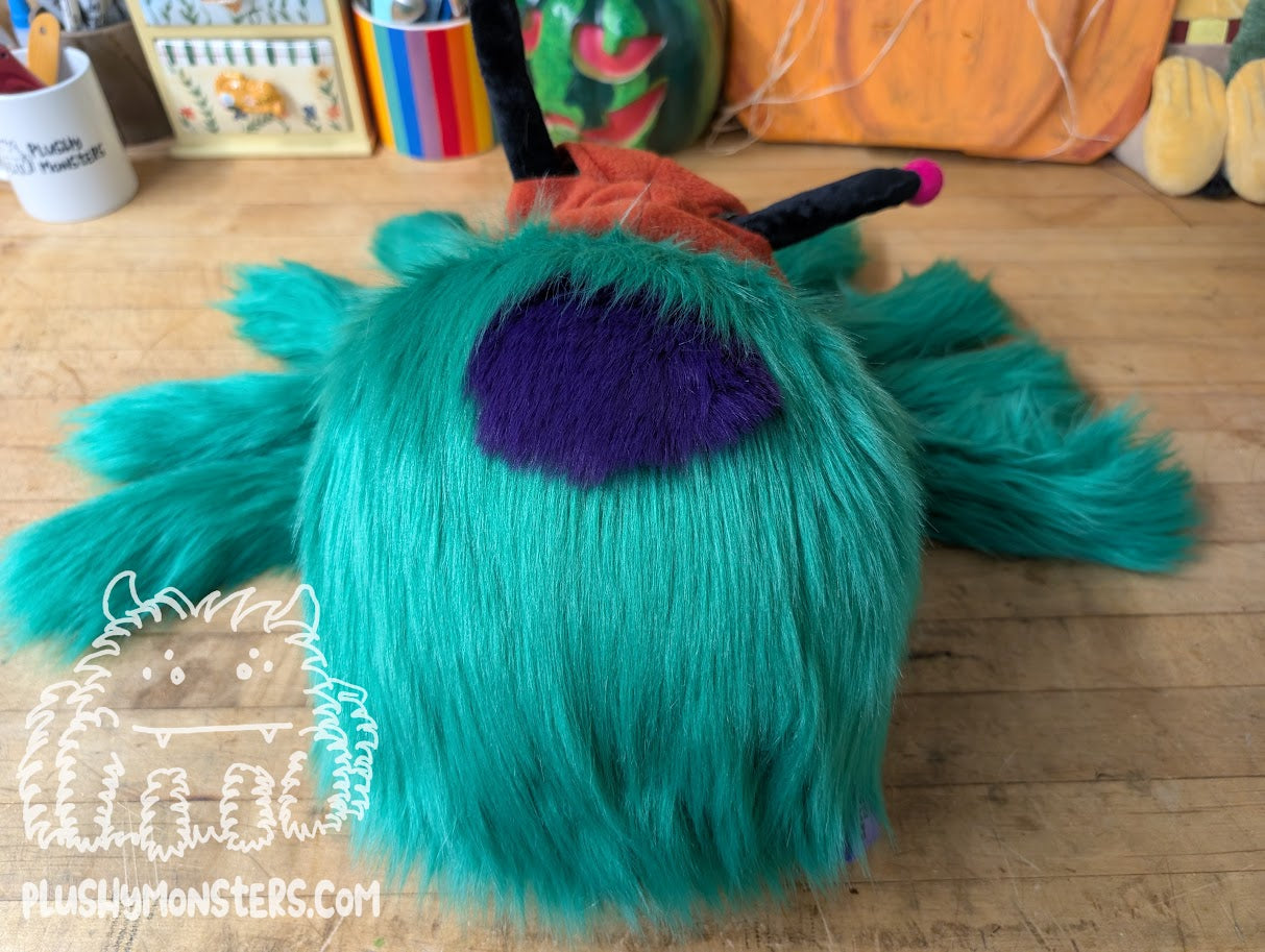 Jinx! Be-hatted Spider Abomination! - Weighted Lil' Guy