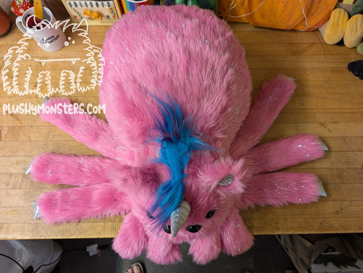 Gumball Sparkles! Unicorn Spider in Disguise - Weighted Middlin'