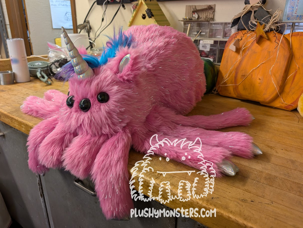 Gumball Sparkles! Unicorn Spider in Disguise - Weighted Middlin'