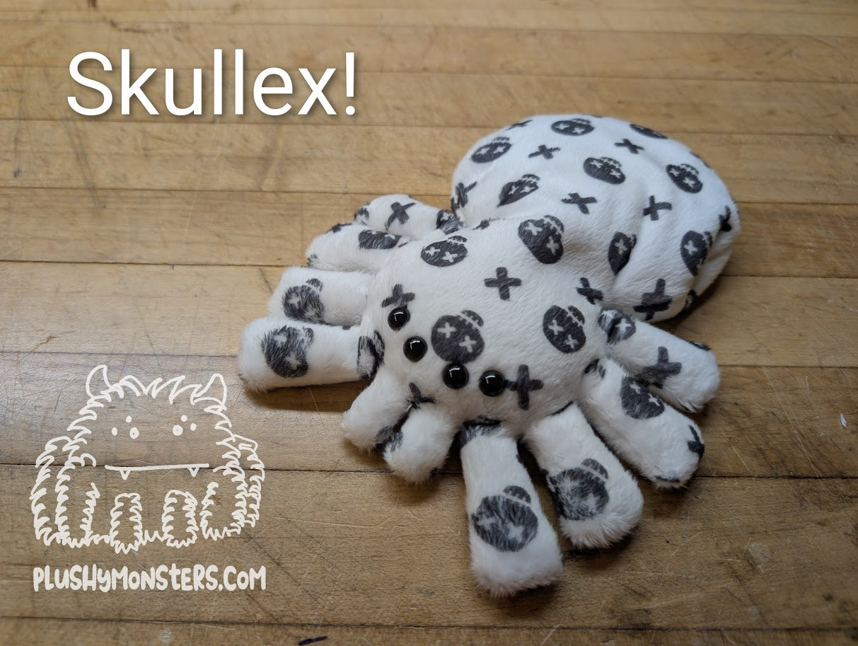 AdoraSkull Spiderlings!