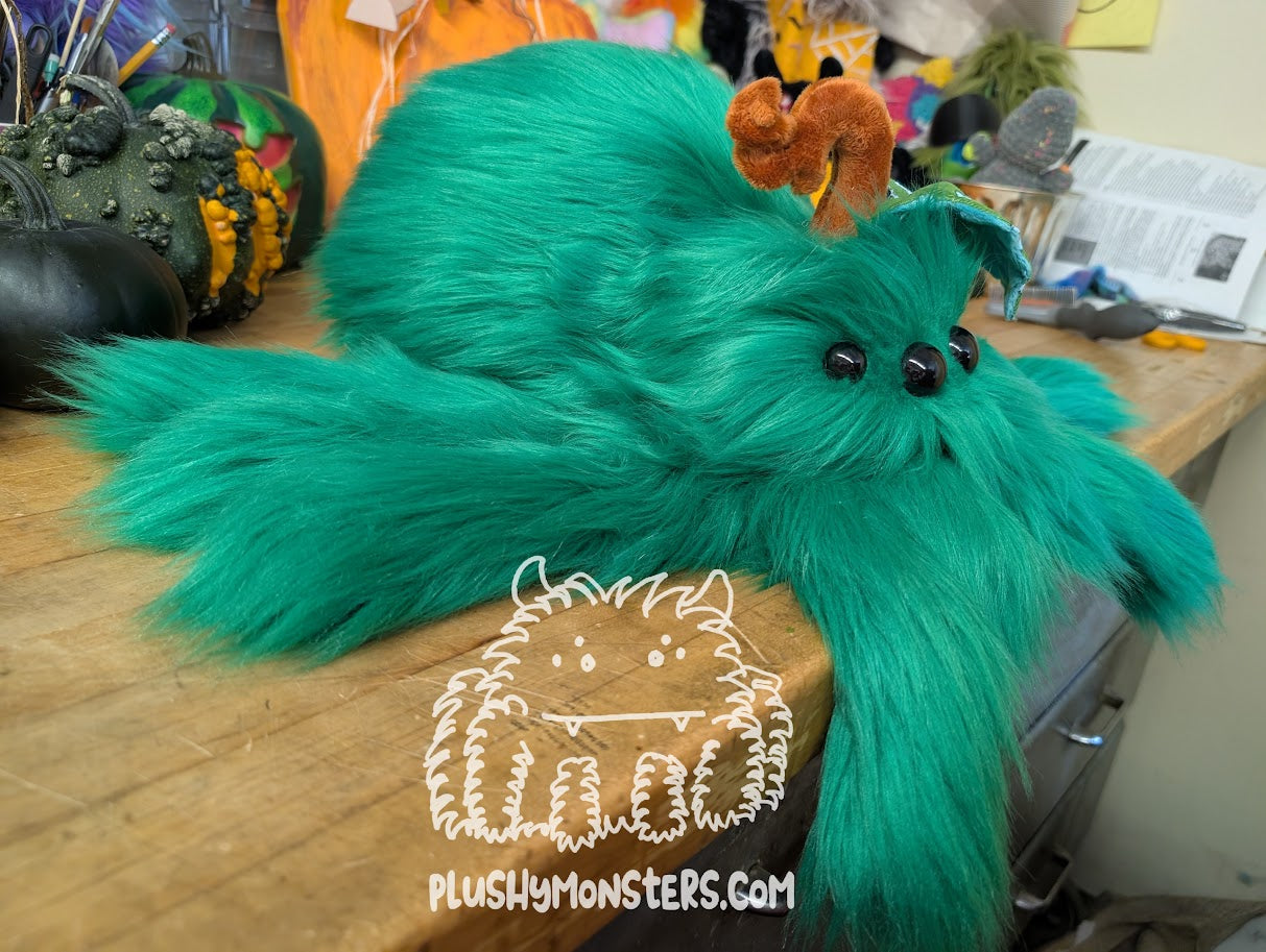 Hubbard! Squash Spider in Disguise! - Weighted Lil' Guy