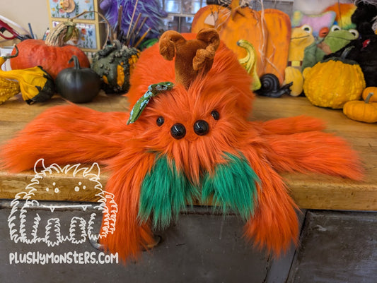 Dippity! Pumpkin Spider in Disguise - Weighted Lil' Guy